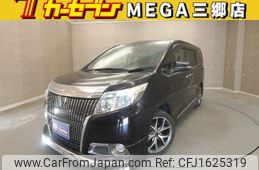 toyota esquire 2014 CFJ1625319