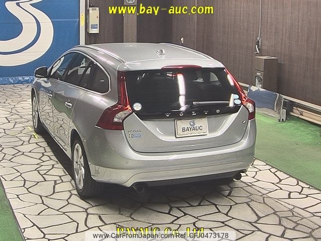 volvo v60 2014 -VOLVO--Volvo V60 FB4164T-YV1FW485BE1153882---VOLVO--Volvo V60 FB4164T-YV1FW485BE1153882- image 2