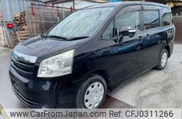 toyota noah 2007 TE3168