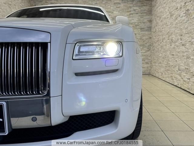 1/64 Rolls Royce Ghost シリアルナンバー入り VMB Model Rolls-Royce