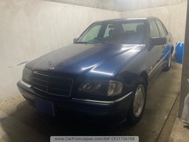mercedes-benz c-class 1997 CFJ1736768 image 2