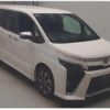 toyota voxy 2018 CFJ1761570 image 4