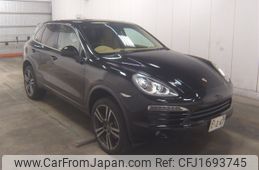 porsche cayenne 2012 CFJ1693745