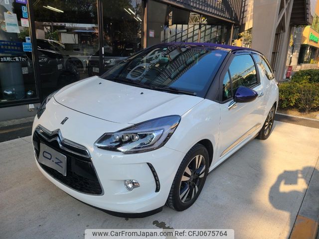 citroen ds-automobiles-ds3-convertible 2016 CFJ0675764 image 2