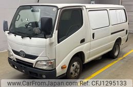 toyota dyna-truck 2014 -TOYOTA--Dyna XZC605V-0008425---TOYOTA--Dyna XZC605V-0008425-