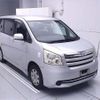 toyota noah 2009 -TOYOTA--Noah ZRR70G-0261218---TOYOTA--Noah ZRR70G-0261218- image 1