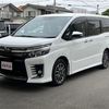 toyota voxy 2017 CARSENSOR_JP_AU6351411906 image 7