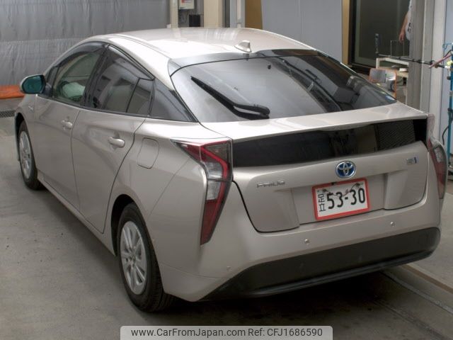 toyota prius 2017 CFJ1686590 image 2