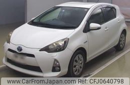 toyota aqua 2012 quick_quick_DAA-NHP10_NHP10-2012211