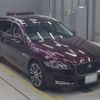 jaguar xf 2018 CFJ1787220 image 10