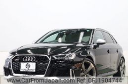 audi rs3 2018 CFJ1904744