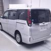 toyota noah 2015 CFJ1865707 image 2