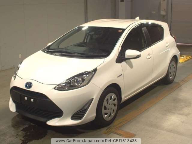 toyota aqua 2018 CFJ1813433 image 1