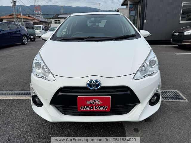 toyota aqua 2016 CFJ1834029 image 2