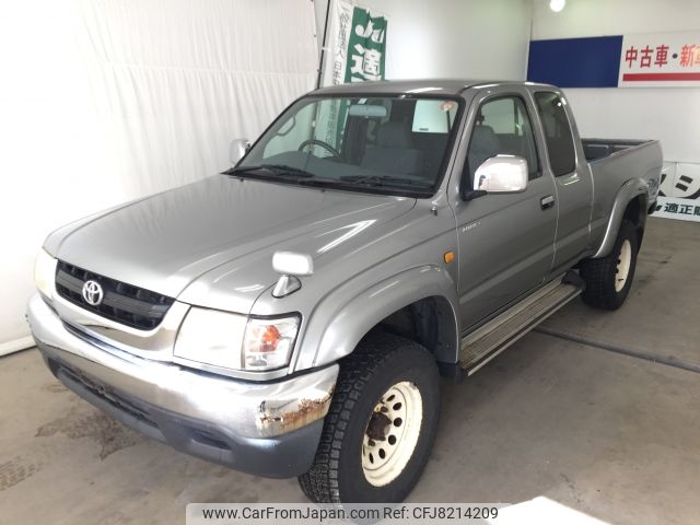 toyota hilux 2002 CFJ8214209 image 1