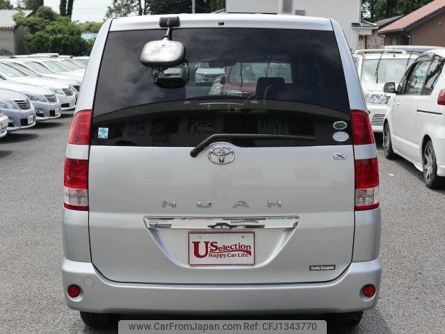 toyota noah 2005 -TOYOTA 【名変中 】--Noah AZR60G--0432702---TOYOTA 【名変中 】--Noah AZR60G--0432702- image 2