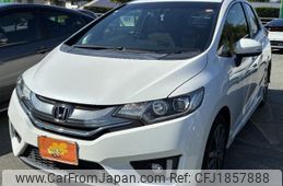 honda fit-hybrid 2015 CFJ1857888