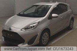 toyota aqua 2018 CFJ1673243