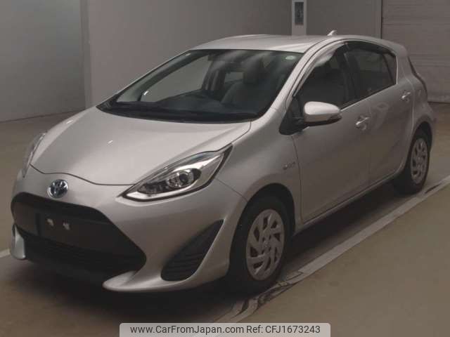 toyota aqua 2018 CFJ1673243 image 1