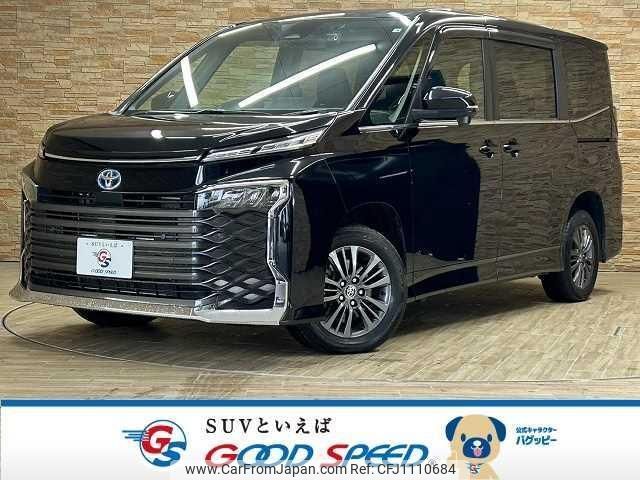 toyota voxy 2022 quick_quick_6AA-ZWR95W_ZWR95-0008166 image 1