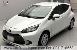 toyota aqua 2022 CFJ1718558