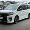 toyota voxy 2017 GOO_JP_700055065930250523002 image 6