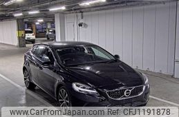 volvo v40 2018 -VOLVO--Volvo V40 YV1MVA8RDJ2498655---VOLVO--Volvo V40 YV1MVA8RDJ2498655-