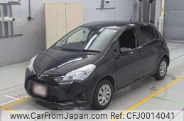 toyota vitz 2018 -TOYOTA--Vitz KSP130-2233899---TOYOTA--Vitz KSP130-2233899-