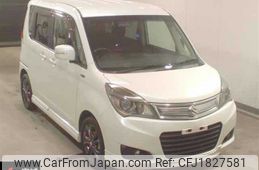 suzuki solio 2014 CFJ1827581