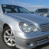 mercedes-benz c-class 2005 REALMOTOR_Y2019120047M-10 image 2