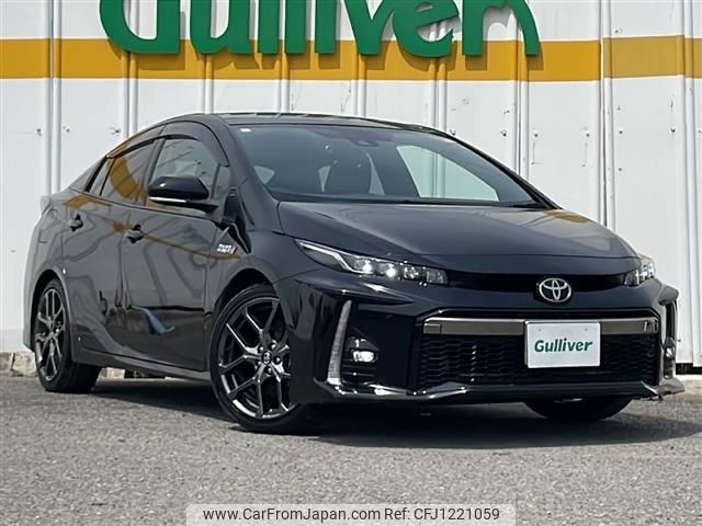 toyota prius-phv 2019 -TOYOTA--Prius PHV DLA-ZVW52--ZVW52-3104620---TOYOTA--Prius PHV DLA-ZVW52--ZVW52-3104620- image 1