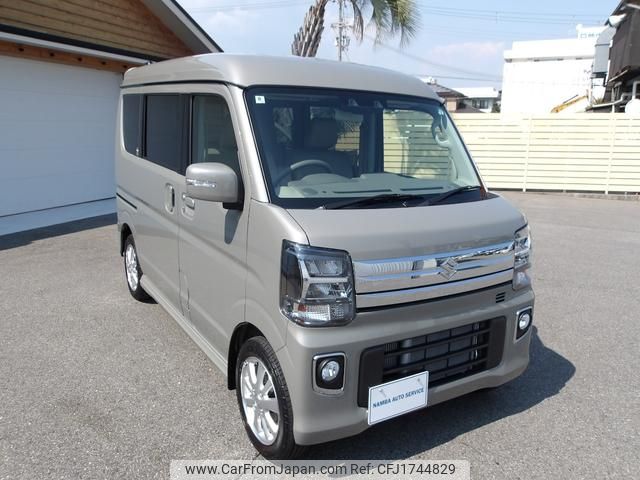 suzuki every-wagon 2025 CFJ1744829 image 1