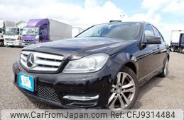 mercedes-benz c-class 2013 REALMOTOR_N2023080075F-12