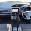 toyota voxy 2015 504928-925816 image 1