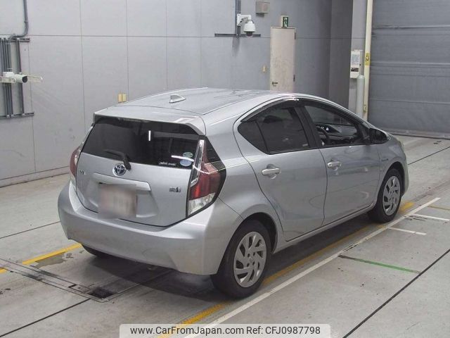 toyota aqua 2015 -TOYOTA--AQUA NHP10-2404736---TOYOTA--AQUA NHP10-2404736- image 2