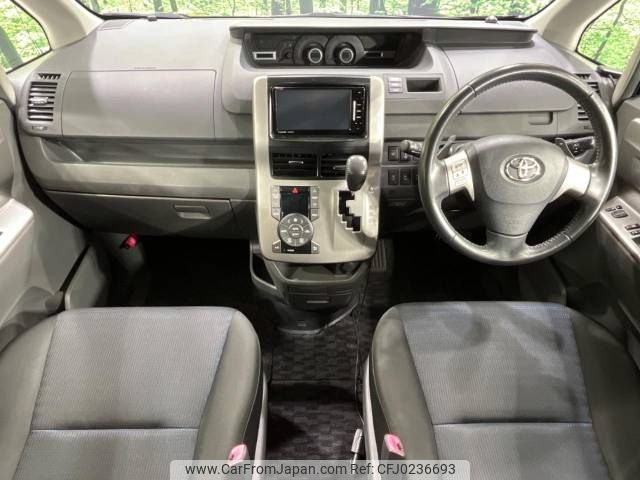 toyota voxy 2010 -TOYOTA--Voxy DBA-ZRR75W--ZRR75-0061962---TOYOTA--Voxy DBA-ZRR75W--ZRR75-0061962- image 2