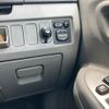 toyota voxy 2006 CFJ1557799 image 12
