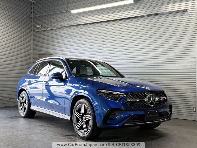 mercedes-benz glc-class 2024 CFJ1858809 image 1