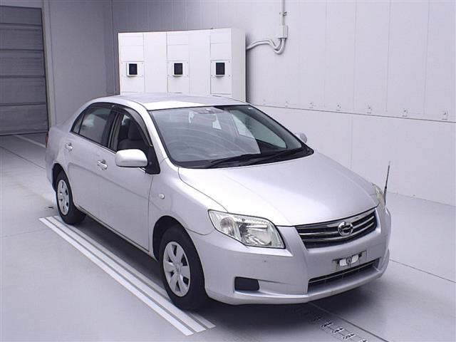 car_d7db2a18-27be-43ce-9592-