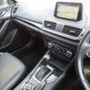 mazda axela 2016 CFJ1822789 image 10