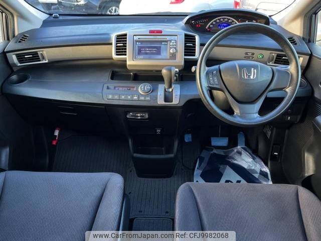 honda freed 2013 -HONDA--Freed DBA-GB3--GB3-3003070---HONDA--Freed DBA-GB3--GB3-3003070- image 2