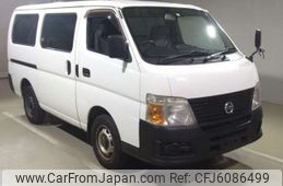 2011 nissan caravan