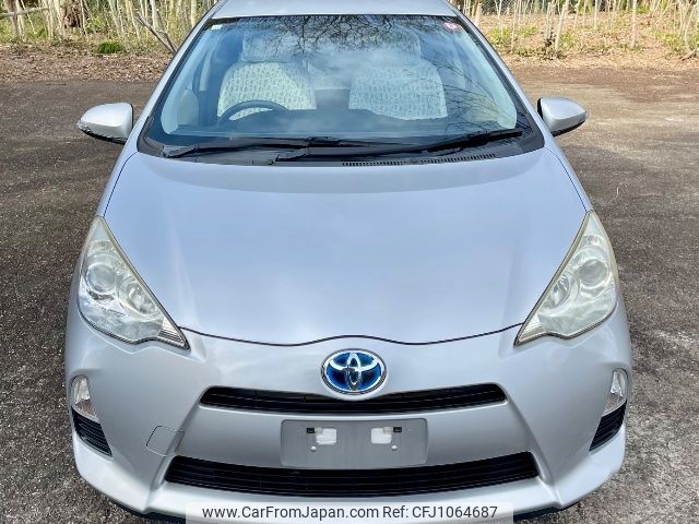 toyota aqua 2014 -TOYOTA--AQUA NHP10--6349735---TOYOTA--AQUA NHP10--6349735- image 1