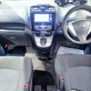 nissan serena 2016 CFJ1607571 image 3