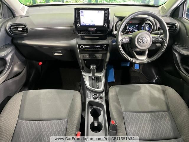 toyota yaris-cross 2022 CFJ1581632 image 2