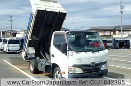 hino dutro 2011 CFJ1842385