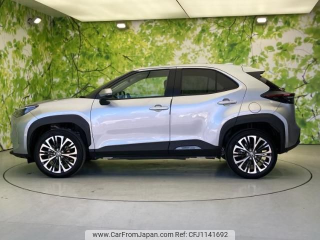 toyota yaris-cross 2023 quick_quick_6AA-MXPJ10_MXPJ10-3097061 image 2