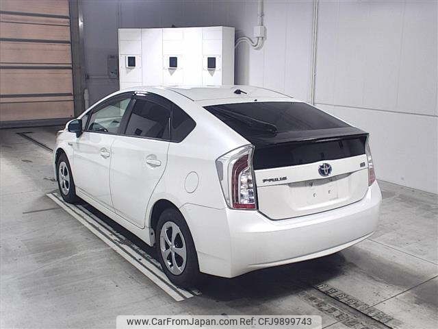 toyota prius 2013 -TOYOTA--Prius ZVW30-5604374---TOYOTA--Prius ZVW30-5604374- image 2