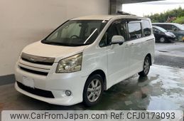 toyota noah 2008 -TOYOTA 【名古屋 303つ7981】--Noah ZRR70W-0132648---TOYOTA 【名古屋 303つ7981】--Noah ZRR70W-0132648-