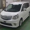 toyota noah 2013 -TOYOTA--Noah ZRR70W--0589472---TOYOTA--Noah ZRR70W--0589472- image 7